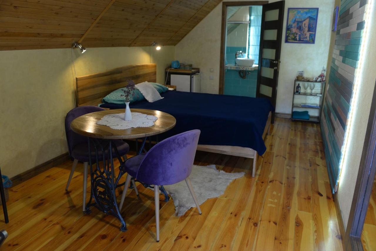 Romantic Guest House Каменец-Подольский Экстерьер фото